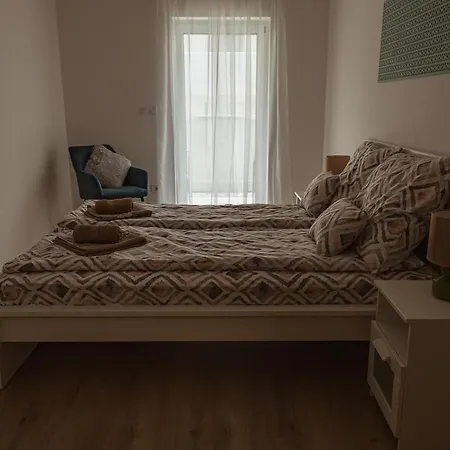 Apartment Center-apartment In Heart Of Center