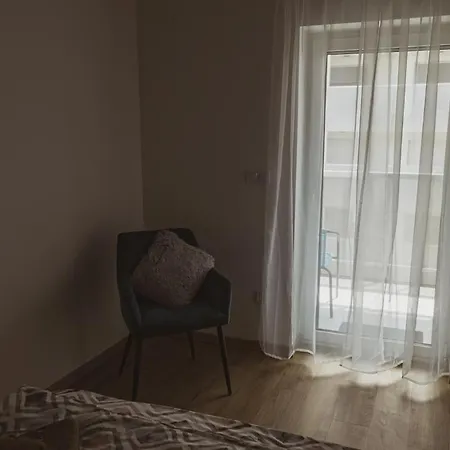 Center-apartment In Heart Of Center Apartmán